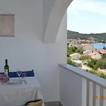 Apartment Lucic - Feels Like Home, Away From