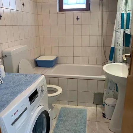 Apartamento Lucic - Feels Like Home, Away From