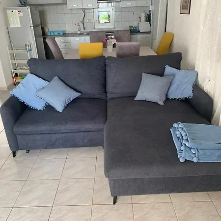 Lucic - Feels Like Home, Away From * Ražanj