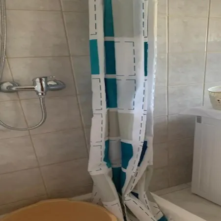 Lucic - Feels Like Home, Away From Apartamento Ražanj