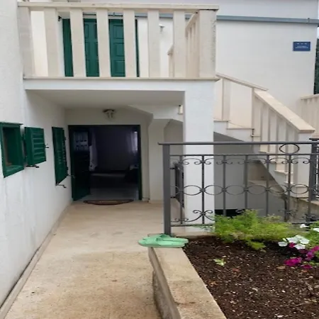 Lucic - Feels Like Home, Away From Ražanj