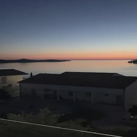 Lucic - Feels Like Home, Away From * Ražanj