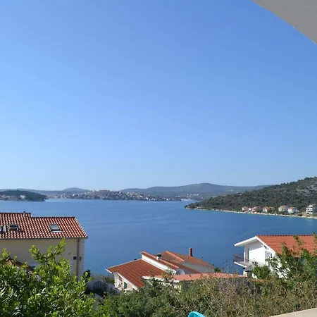 Apartamento Lucic - Feels Like Home, Away From Ražanj