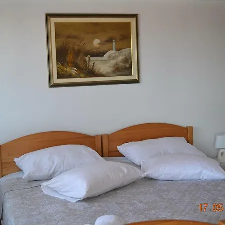 Apartmán Lucic - Feels Like Home, Away From *