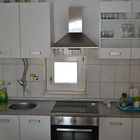 Lucic - Feels Like Home, Away From Apartamento *