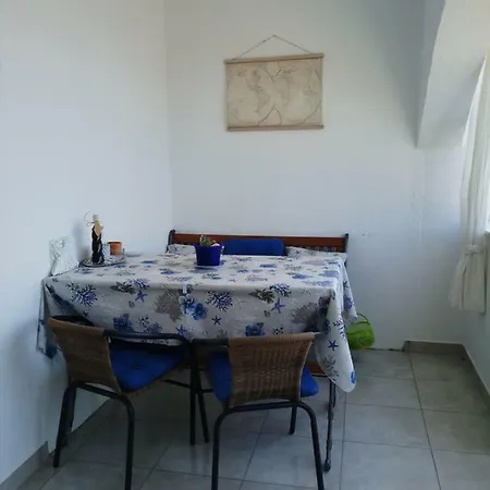 Lucic - Feels Like Home, Away From Apartamento