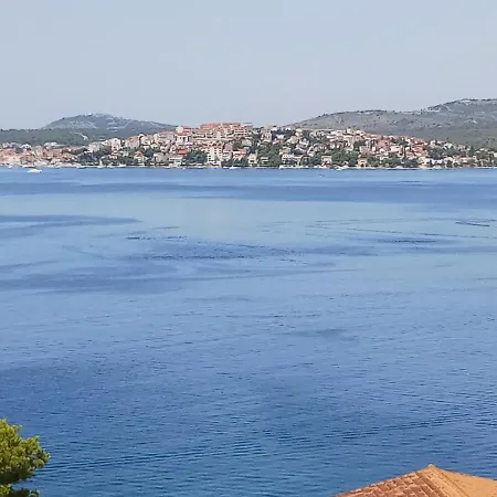 Lucic - Feels Like Home, Away From Ražanj