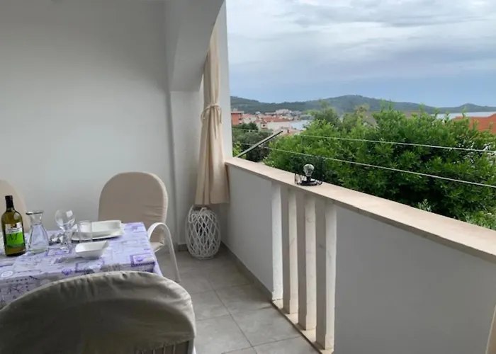 Lucic - Feels Like Home, Away From *