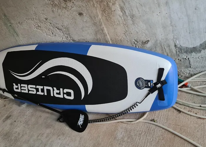 Lucic - Feels Like Home, Away From Ražanj