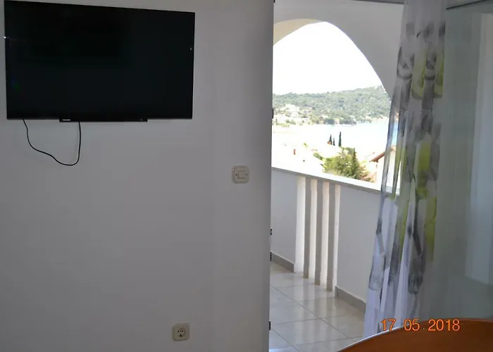 Lucic - Feels Like Home, Away From Ražanj