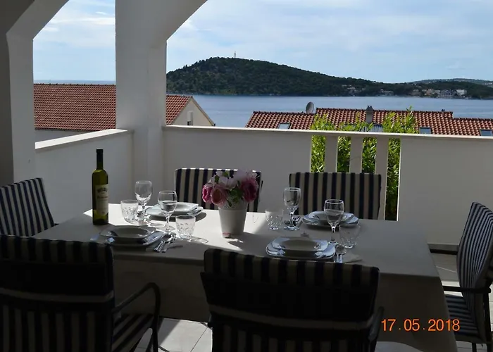 Lucic - Feels Like Home, Away From Ražanj